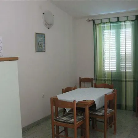 Apartment Ana